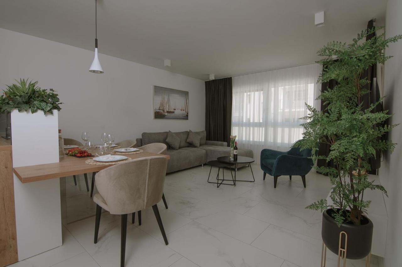 Apartments Adriatic Pearl Trogir Exterior foto