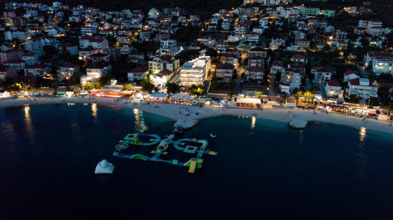 Apartments Adriatic Pearl Trogir Exterior foto